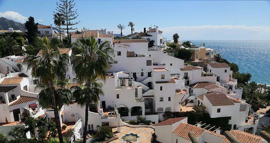 Hotel Bajamar Ancladero Playa Nerja Buitenkant foto